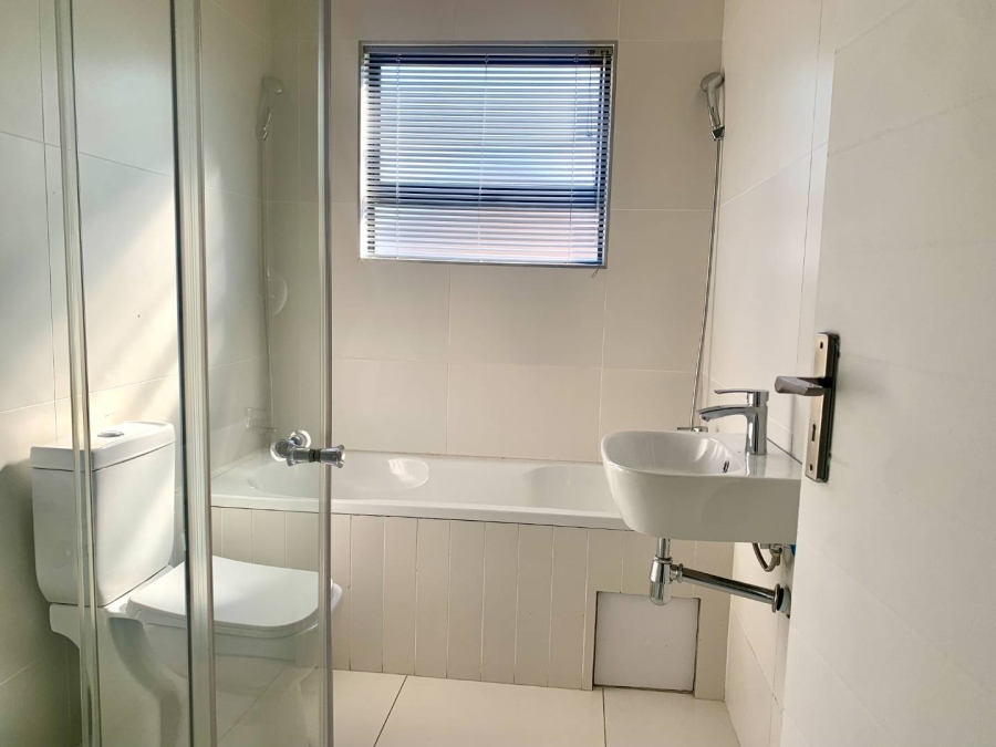 3 Bedroom Property for Sale in Selosesha Free State